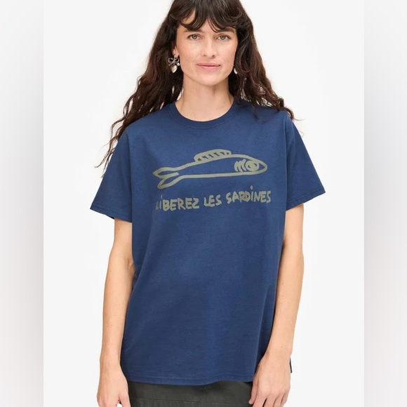 Clare V Navy Original Tee w/Army Green graphic | Size XXL | EUC - Picture 10 of 10